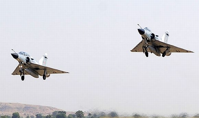 A pair of Mirage-2000 combat planes