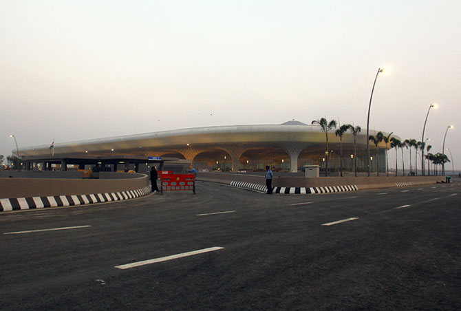 The approach to the terminal has been made hassle-free, and the traffic woes have been left behind thanks to the elevated road connecting it.