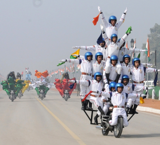 Rajpath comes alive with the dare devil stunts of motorbike riders of Border Security Force