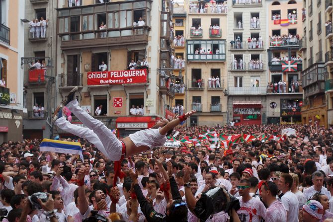 Ole! Everyone's on the run in Spain when the bulls hit the streets