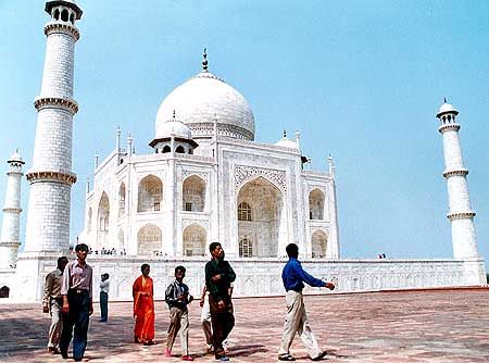 Shoe-covering machines for foreign tourists visiting Taj Mahal   India News