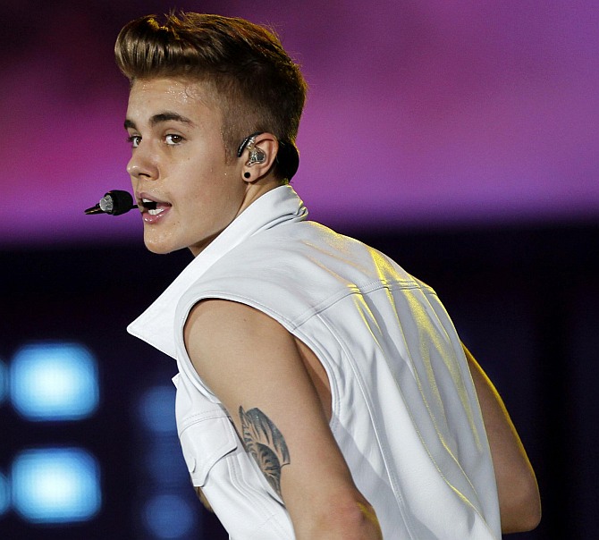 Justin Bieber's bangs could save teens' skin