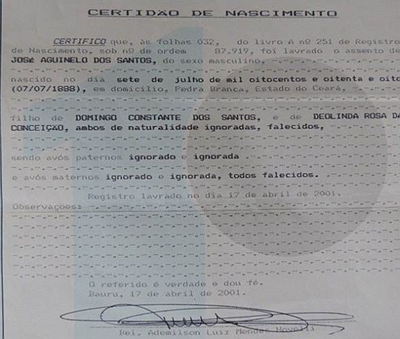 Aguinelo's birth certificate
