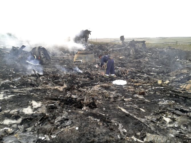 Malaysia Airlines flight shot down over Ukraine