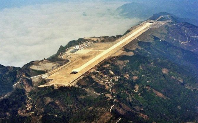 The new airport in Hechi has been built at 2,200 feet above sea level