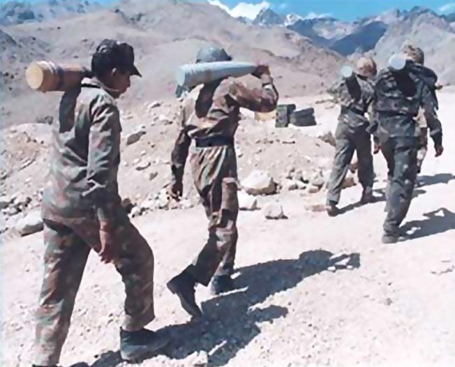 Indian soldiers during the Kargil War.