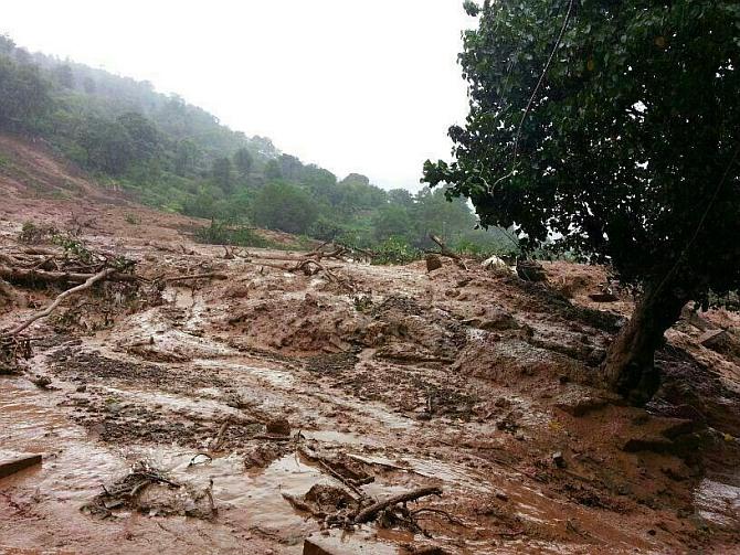 17 dead in Pune landslide, NDRF mounts rescue effort