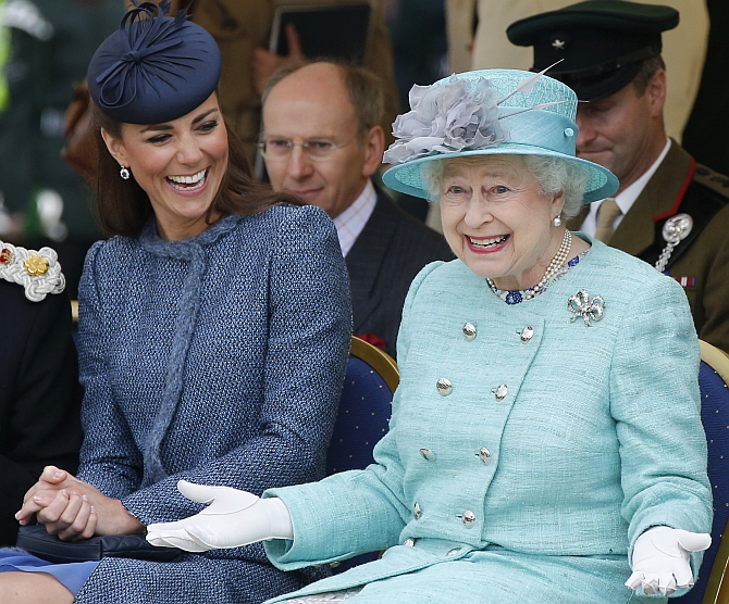 Queen Elizabeth shares a light moment with Catherine, Duchess of Cambridge 