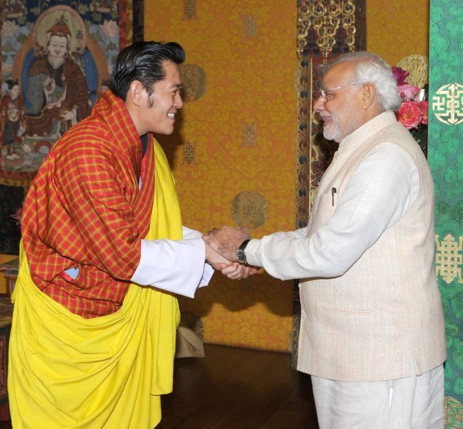 Prime Minister Narendra Modi greets Bhutan King King Jigme Khesar Namgyel Wangchuk.