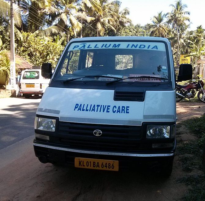 A Pallium India van sets out to reach out to terminally ill patients.