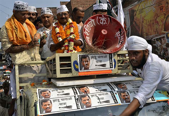 AAP leader Arvind Kejriwal at a public rally in Varanasi