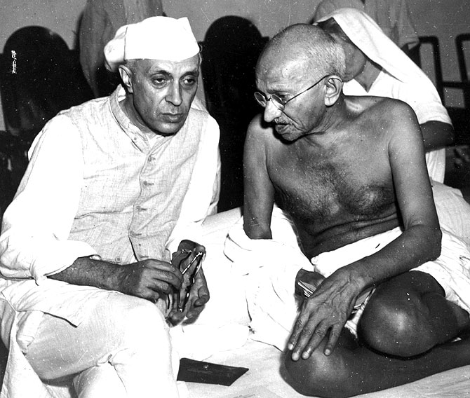 Mahatma Gandhi and Jawaharlal Nehru at the All-India Congress committee meeting in Bombay.