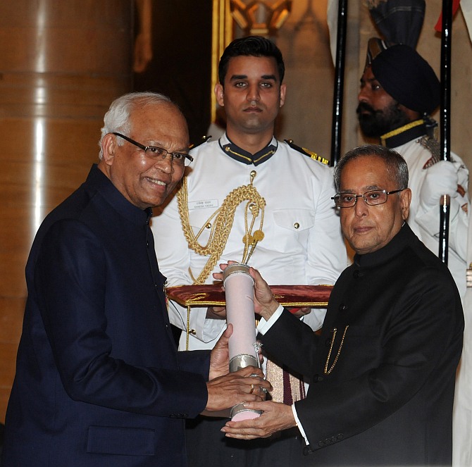 President confers Padma Awards