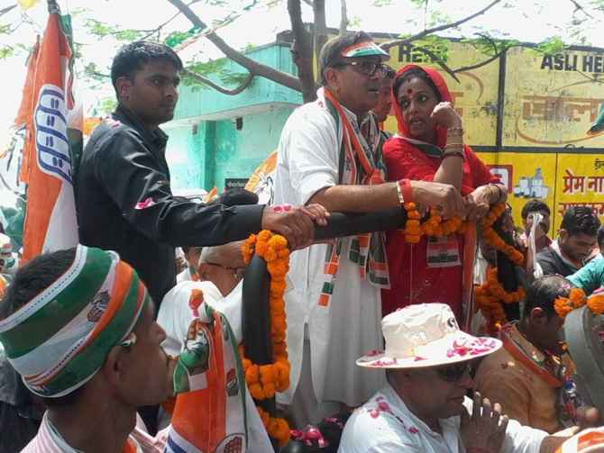 Ameeta Singh campaigns with her husband Sanjay Singh in Sultanpur.
