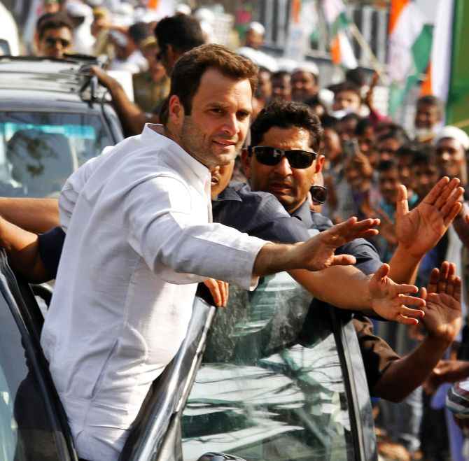 Rahul Gandhi campaigns in Amethi
