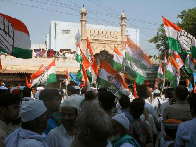 Congress roadshow crosses a mosque in Varanasi on Saturday
