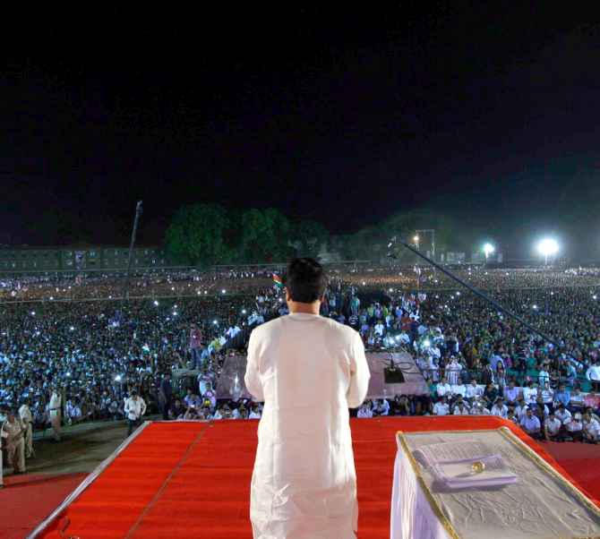 Raj Thackeray addressing a campaign rally in Pune