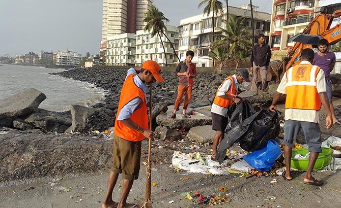 Visarjan at Shivaji Park beach, central Mumbai