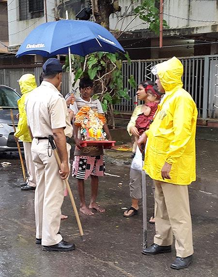 Visarjan at Shivaji Park beach, central Mumbai