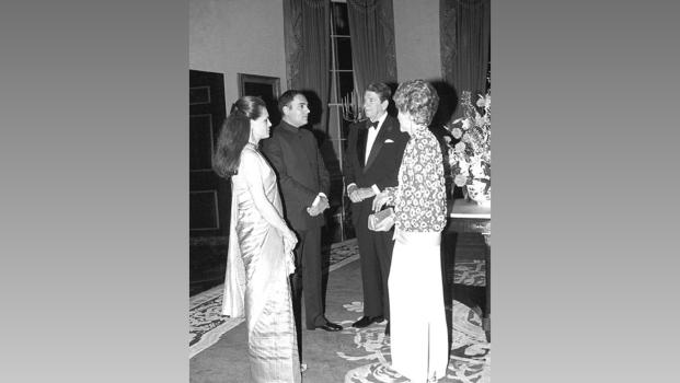 The Gandhis with the Reagans