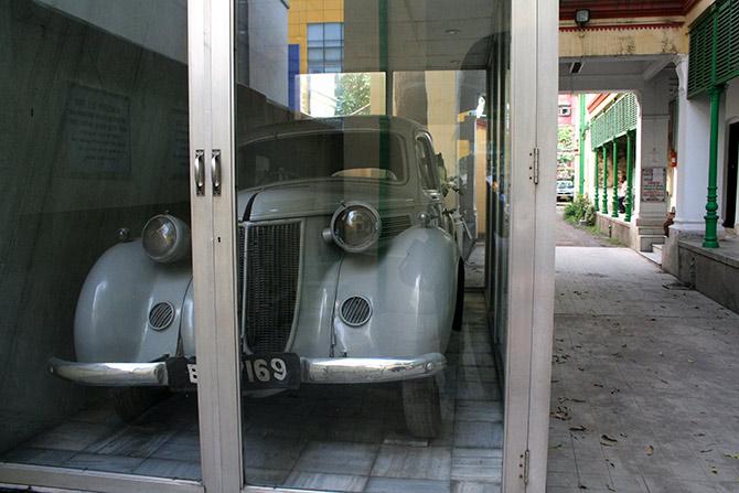 This was the car in which Netaji's nephew, Sisir Kumar Bose, drove him to Gomoh.