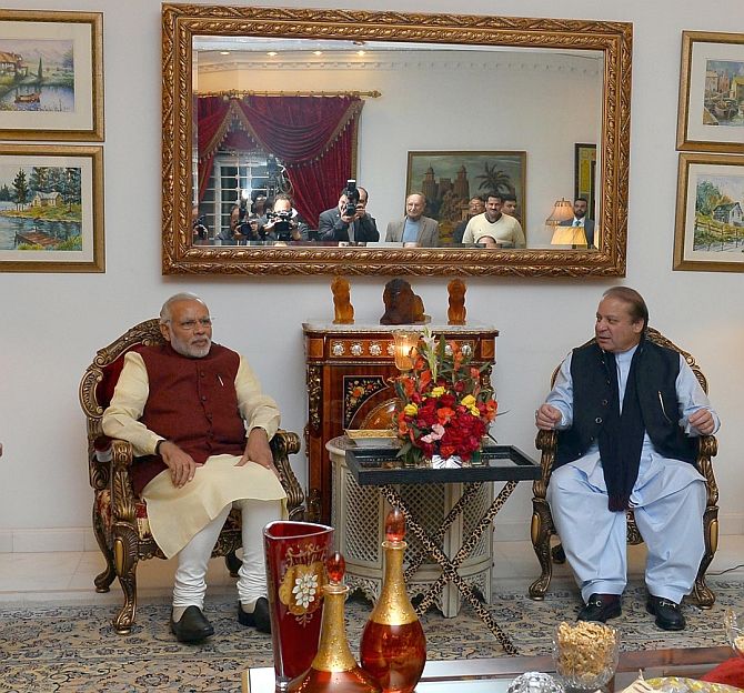 Prime Minister Narendra Modi and Pakistan Prime Minister Nawaz Sharif in Lahore, December 25, 2015.