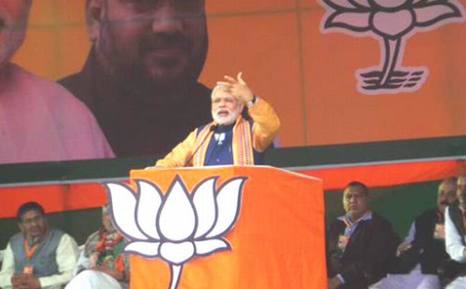 Narendra Modi campaigns in New Delhi