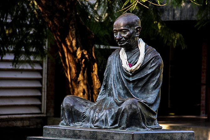 The Gandhi statue at Sabarmati Ashram