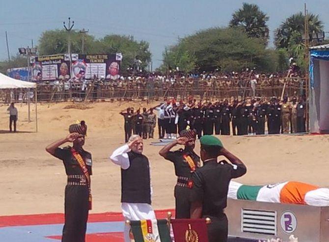 Prime Minister Narendra Modi pays homage to A P J Abdul Kalam