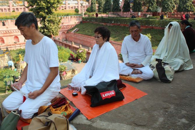 Burmese devotees at Bodh Gaya Mandir.