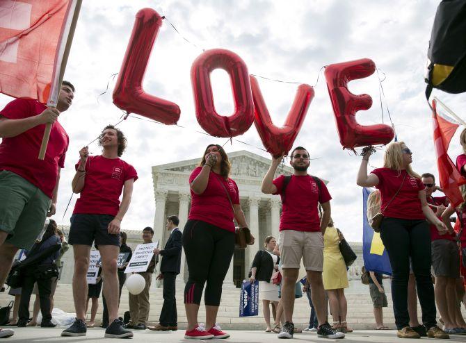 Historic Day In US As Supreme Court Legalises Gay Marriage Rediff Com   23samesex02 