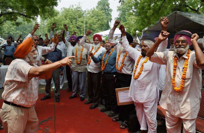 Major General Satbir Singh (retd) at the OROP agitation at Jantar Mantar.