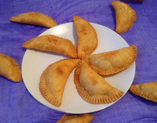 Gujiya