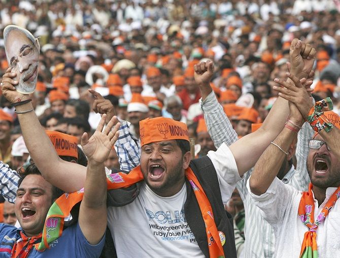 BJP supporters at a Narendra Modi campaign rally in J&K  
