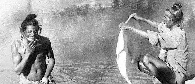 Indian soldiers bathing in the River Auja, Palestine, in the summer of 1918.