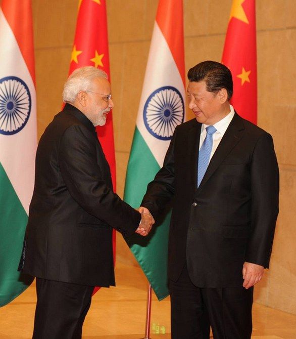Chinese President Xi Jinping with Narendra Modi