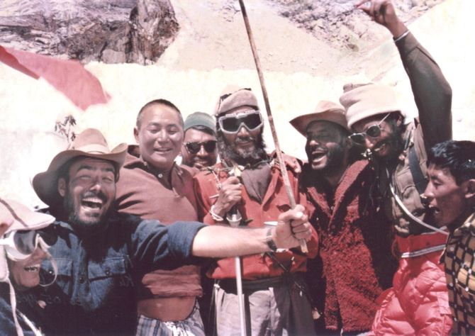 Manmohan Singh Kohli and his team at the summit of Everest in 1965