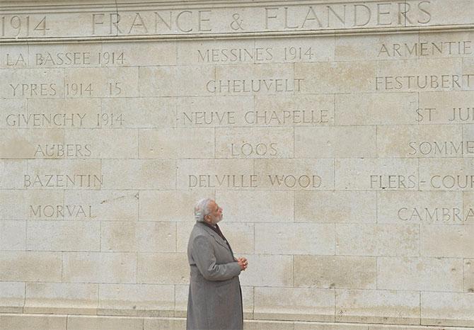 Prime Minister Narendra Modi at the World War I Memorial in Neuve-Chapelle, France, April 11, 2015. Photograph: Press Information Bureau