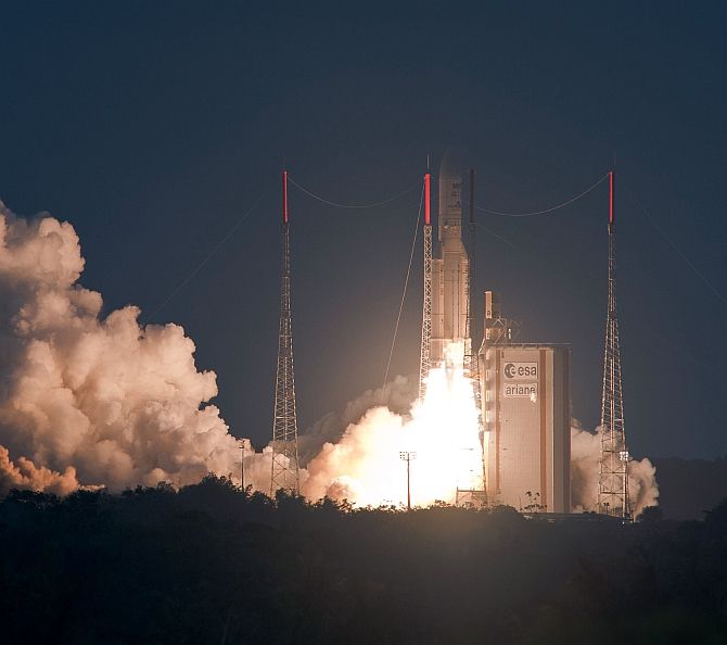GSAT-15 being launched