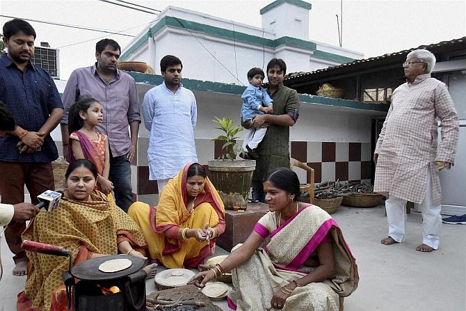 Lalu with family