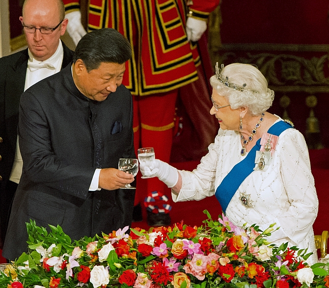 Chinese President Xi Jinping with Queen Elizabeth. Photograph: Dominic Lipinski/Reuters