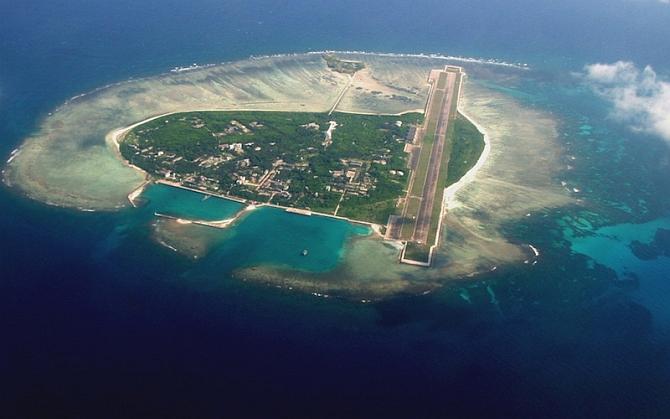 US rejects Chinese claims in South China Sea