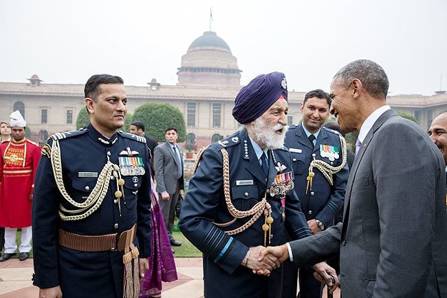 President Obama with Marshal of the Air Force Arjan Singh at Rashtrapati Bhavan 