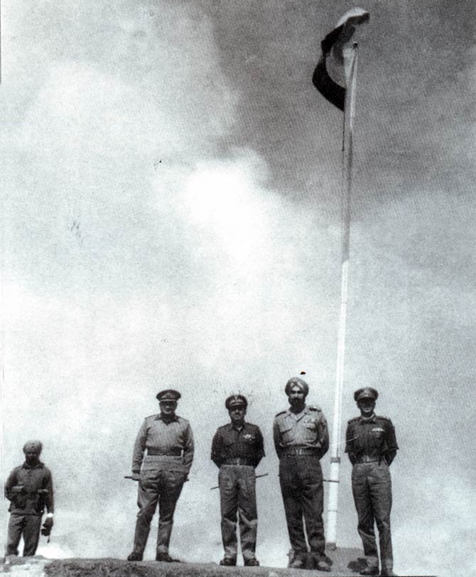 Lieutenant General Harbakhsh Singh, second from right, at the Haji Pir Pass, with other commanders.