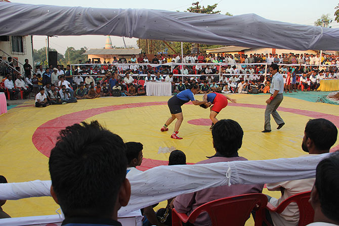 Female wrestlers