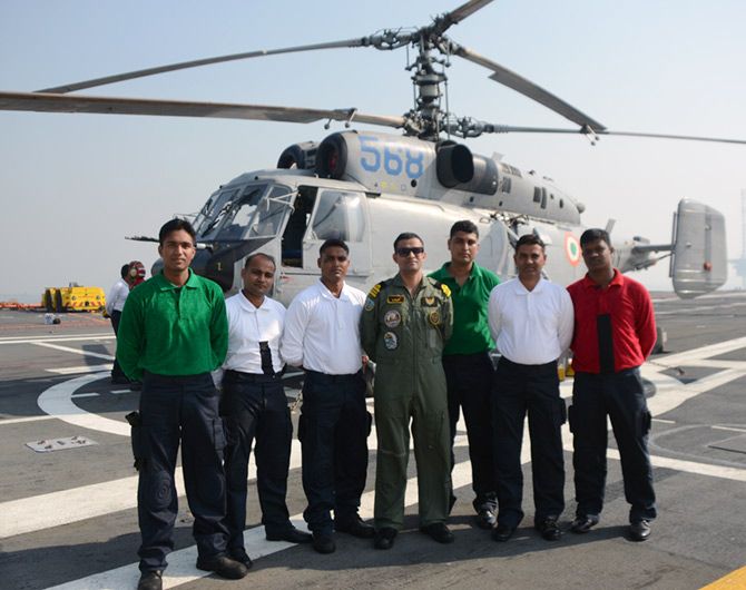 Lieutenant Commander Lalit Yadav with his crew in front of Kamov 31