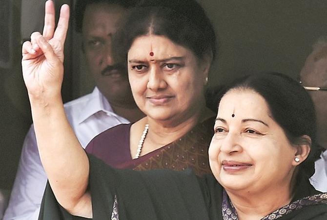 J Jayalalithaa with Sasikala Natarajan