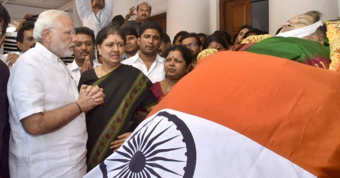 What Sasikala's thank you letters say - Rediff.com India News