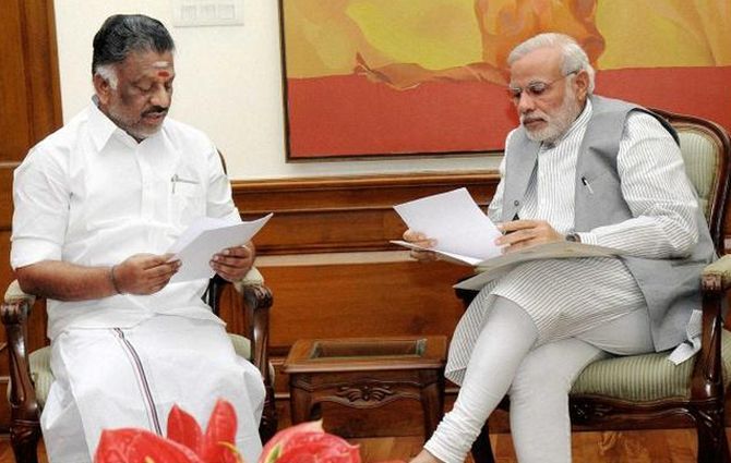 Tamil Nadu Chief Minister O Panneerselvam with Prime Minister Narendra Modi in New Delhi, December 19, 2016.