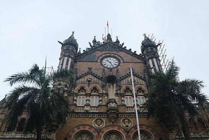 The CST clock